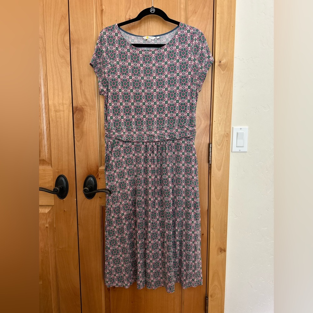 Boden Floral Patterned Midi Dress w/ Pockets